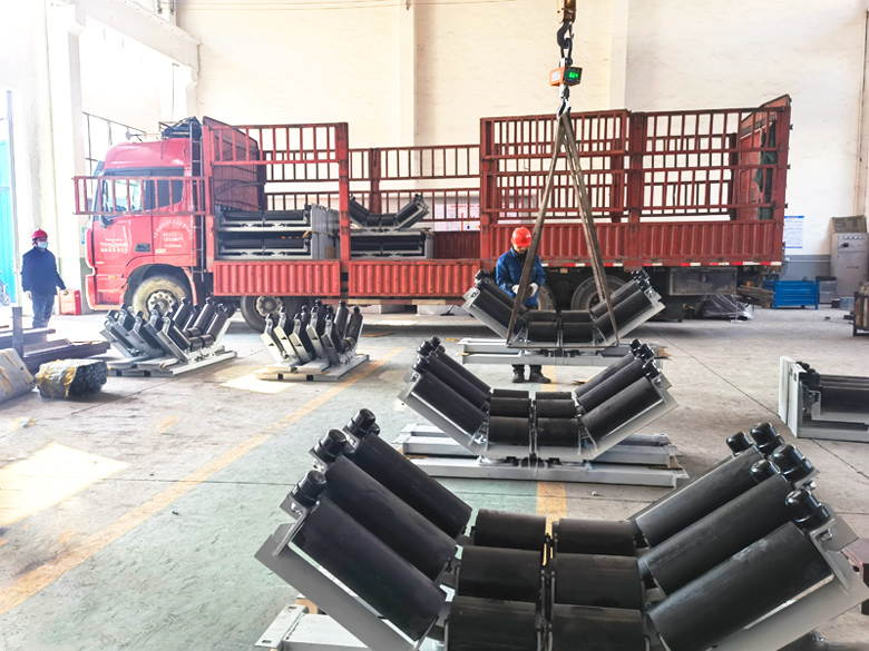 年前忙交貨，解決雨雪冰凍天氣皮帶機(jī)打滑跑偏問(wèn)題